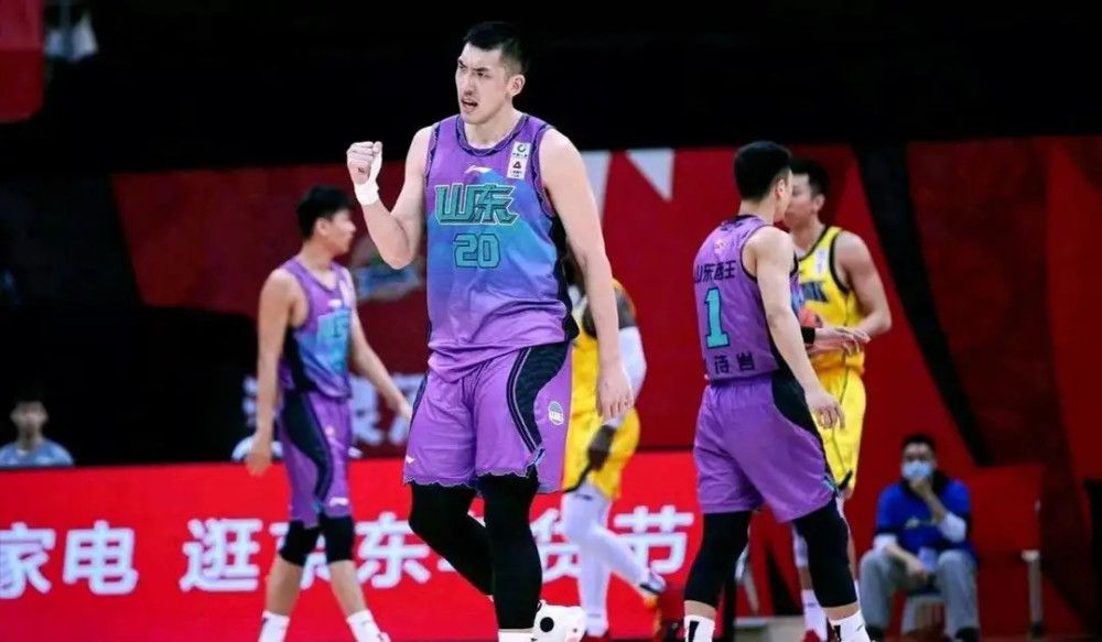 导演王坪现场除了表达对影片出品方之一广西天昌投资有限公司的感谢外，还对影片在伟人形象塑造方面的突破表达了自己的观点：;卢奇饰演的邓小平在形象上是有突破的，影片以平民的视角切入